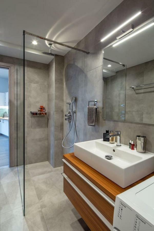 The Apartment 2 Bdrs/2 Baths Luxury Residence Афины Экстерьер фото