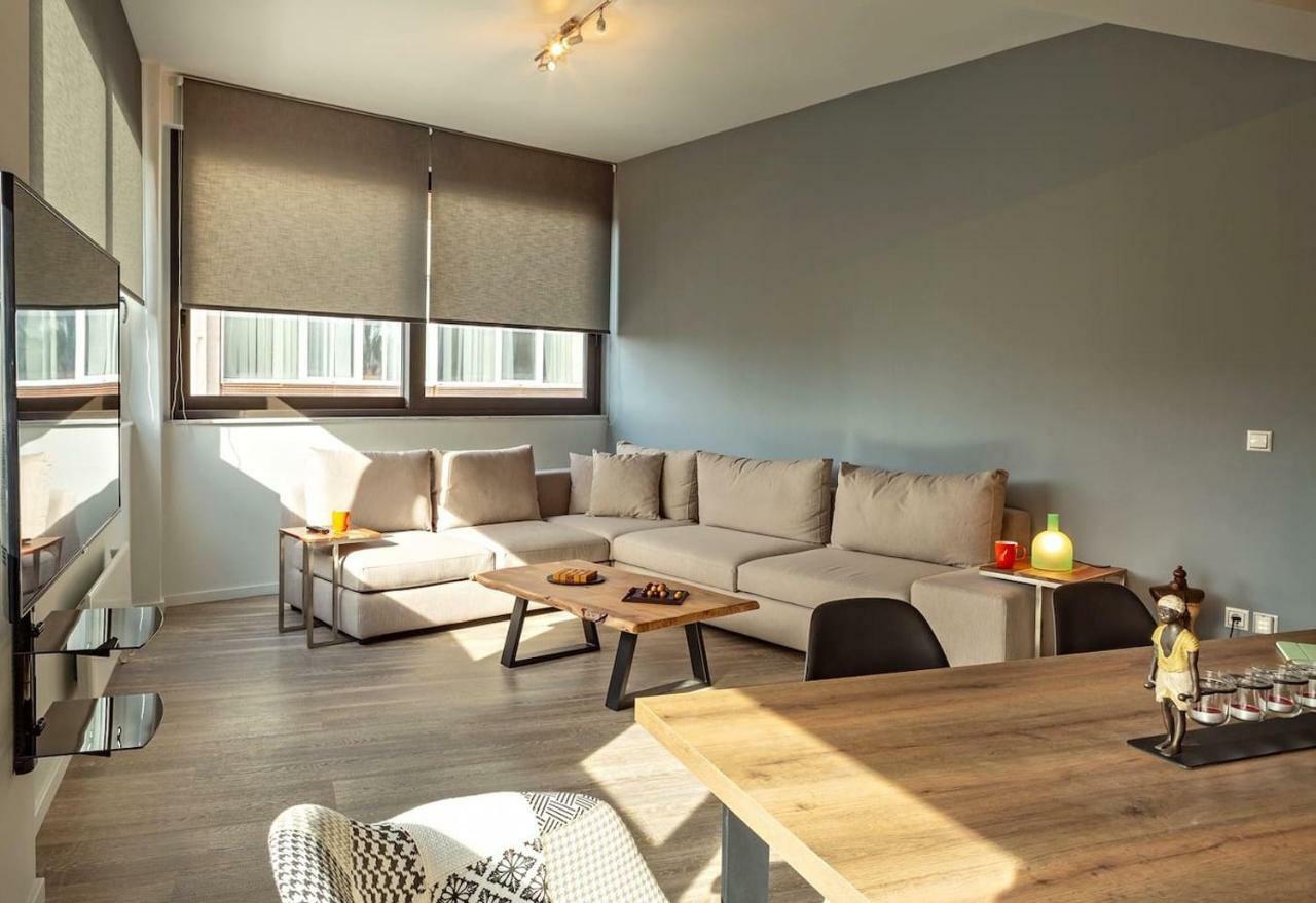 The Apartment 2 Bdrs/2 Baths Luxury Residence Афины Экстерьер фото