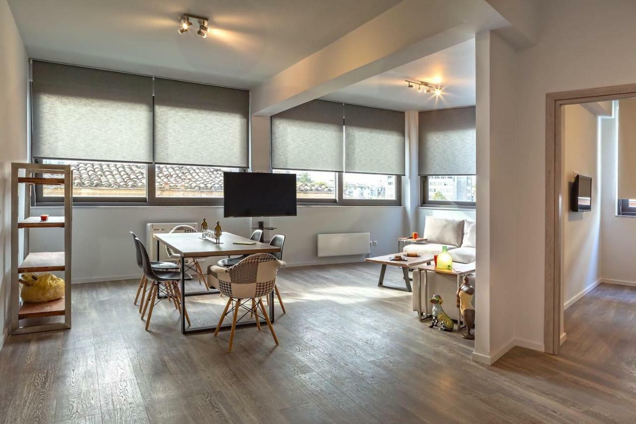 The Apartment 2 Bdrs/2 Baths Luxury Residence Афины Экстерьер фото
